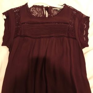 maroon top!